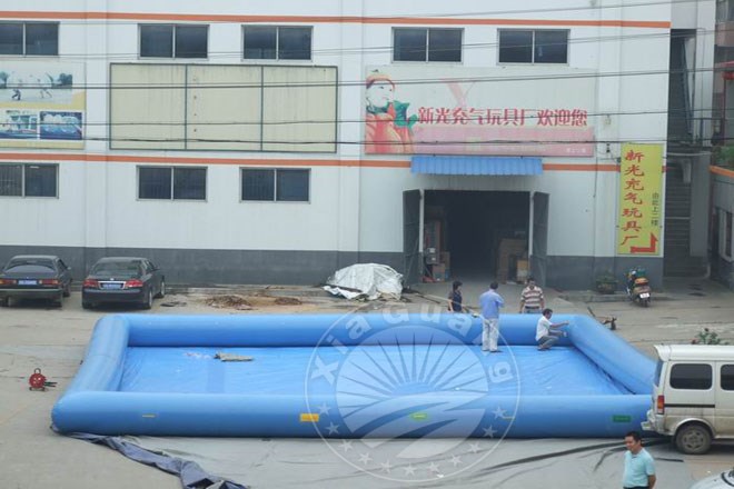 华南热作学院儿童充气沙滩池
